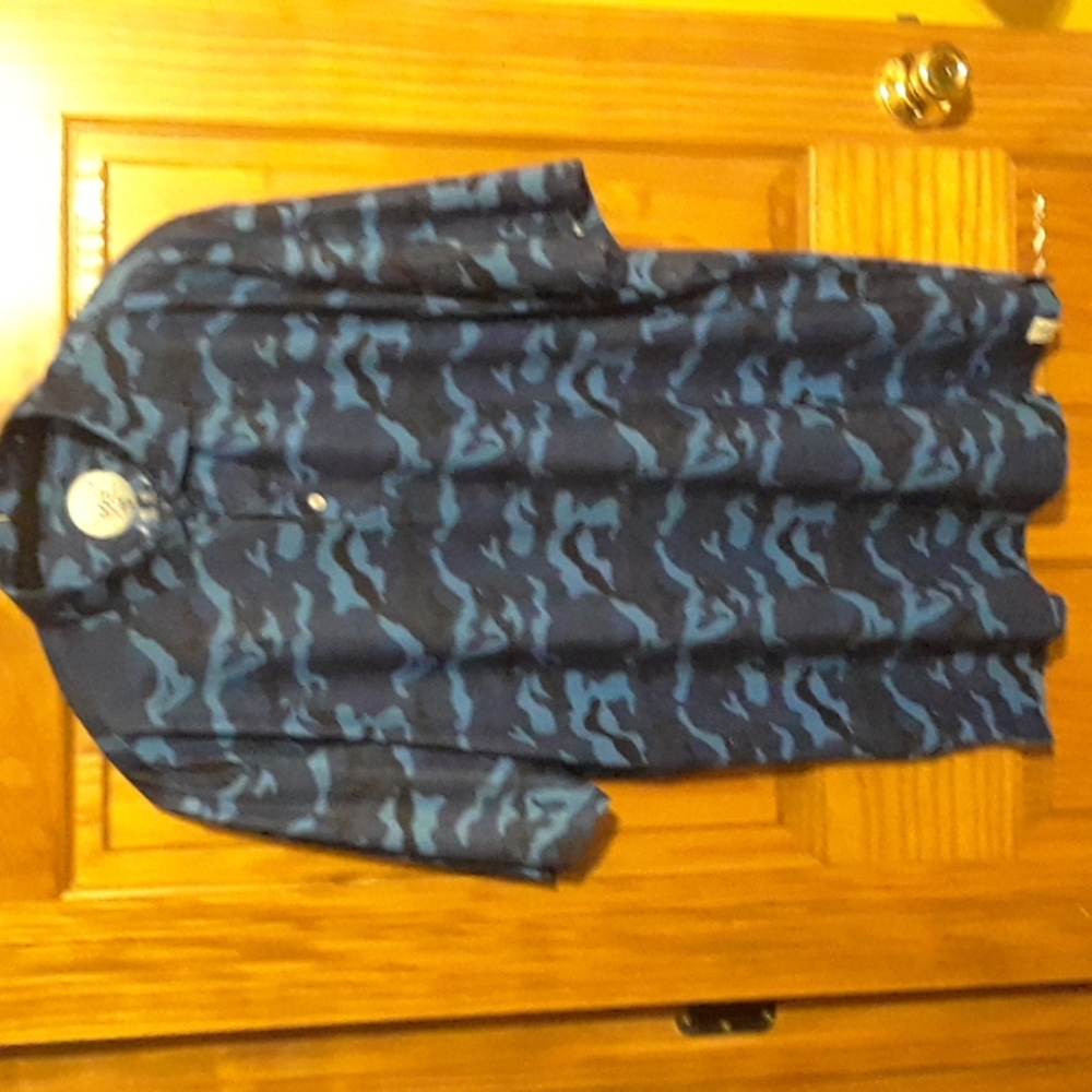 Tailor Byrd golf shirt